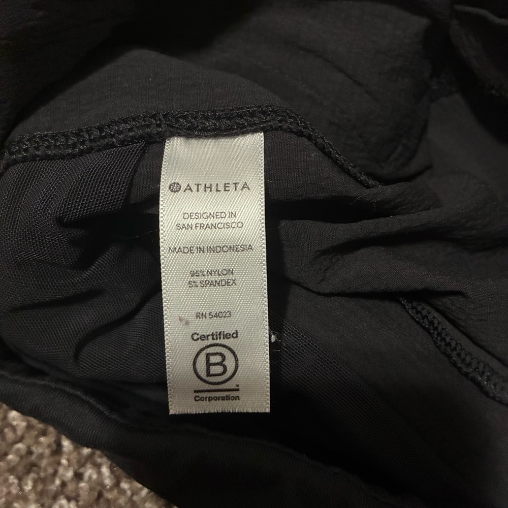 ATHLETA Black Trekkie Lightweight Utility Shorts Active Athletic Hiking Size 0 - Picture 7 of 9